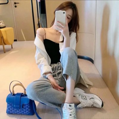 我们村里的年轻人（续集）在线观看封面