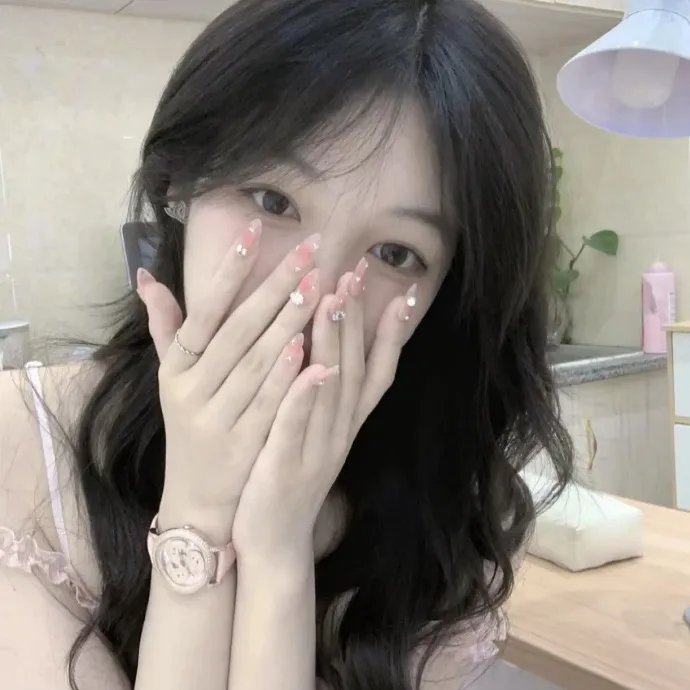 实习女生在线观看封面